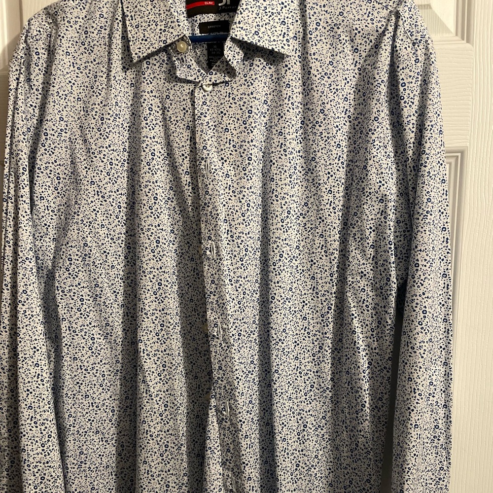 WHITE AND BLUE FLORAL DRESS SHIRT XL
